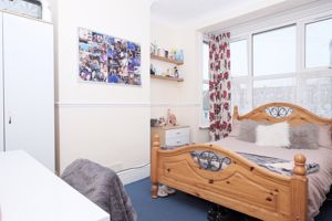 Bedroom- click for photo gallery